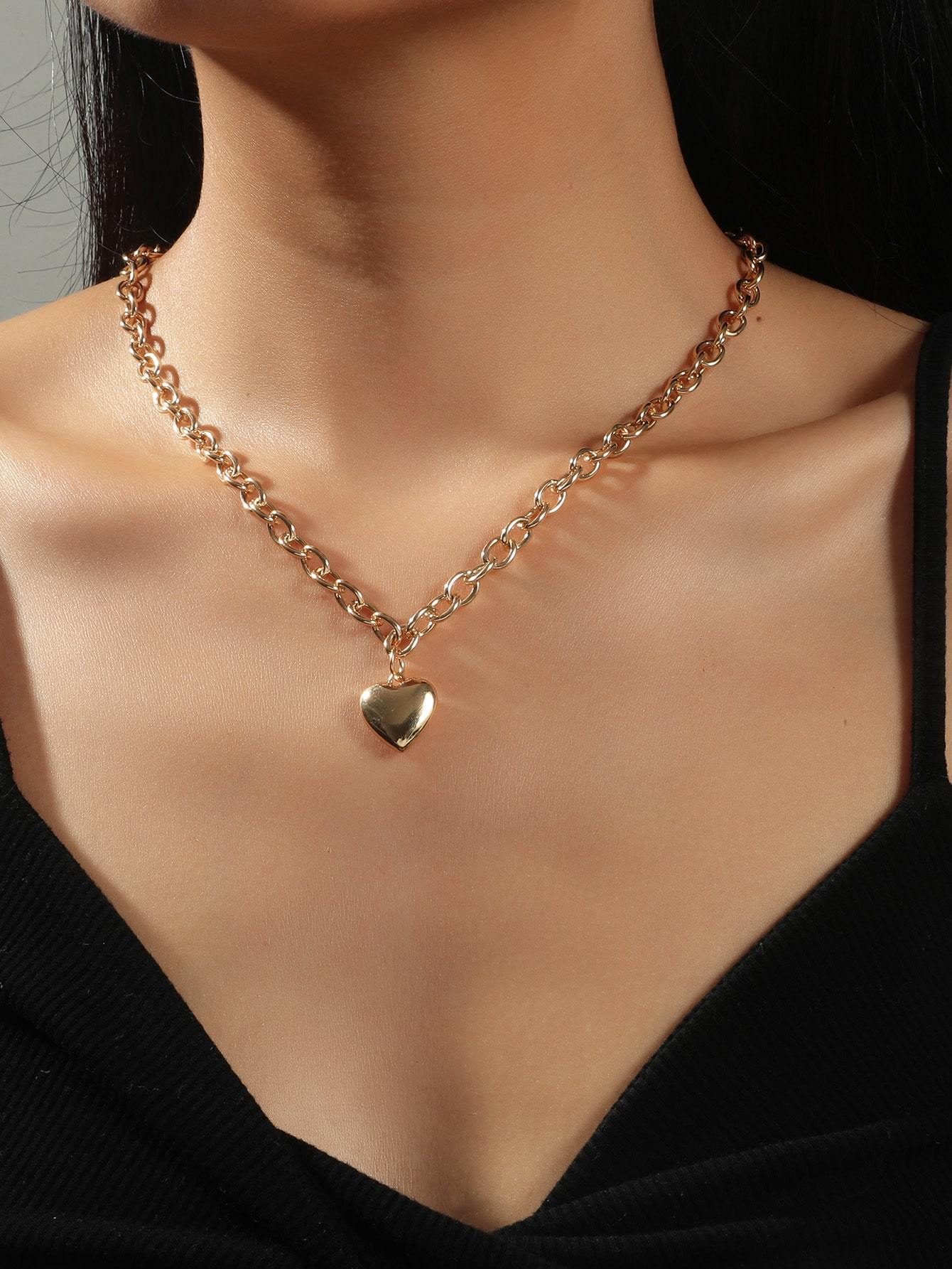 OT Buckle Gold Heart Necklace