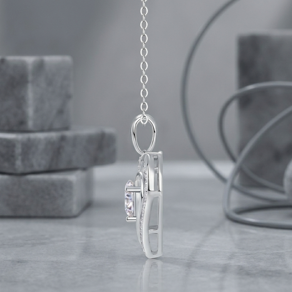 Heart-to-heart Connection - A Fashionable And Luxurious Diamond Jewelry Pendant Set With 1-carat Moissan Diamond S925 Sterling Silver And Platinum Plating