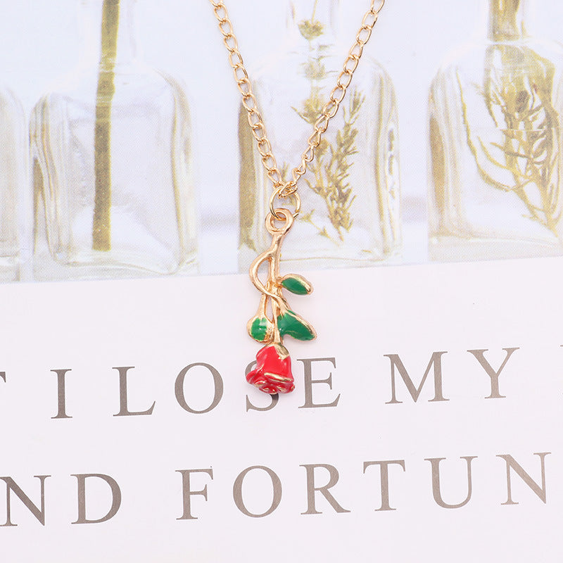 Vintage cute rose pendant Gold necklace for women