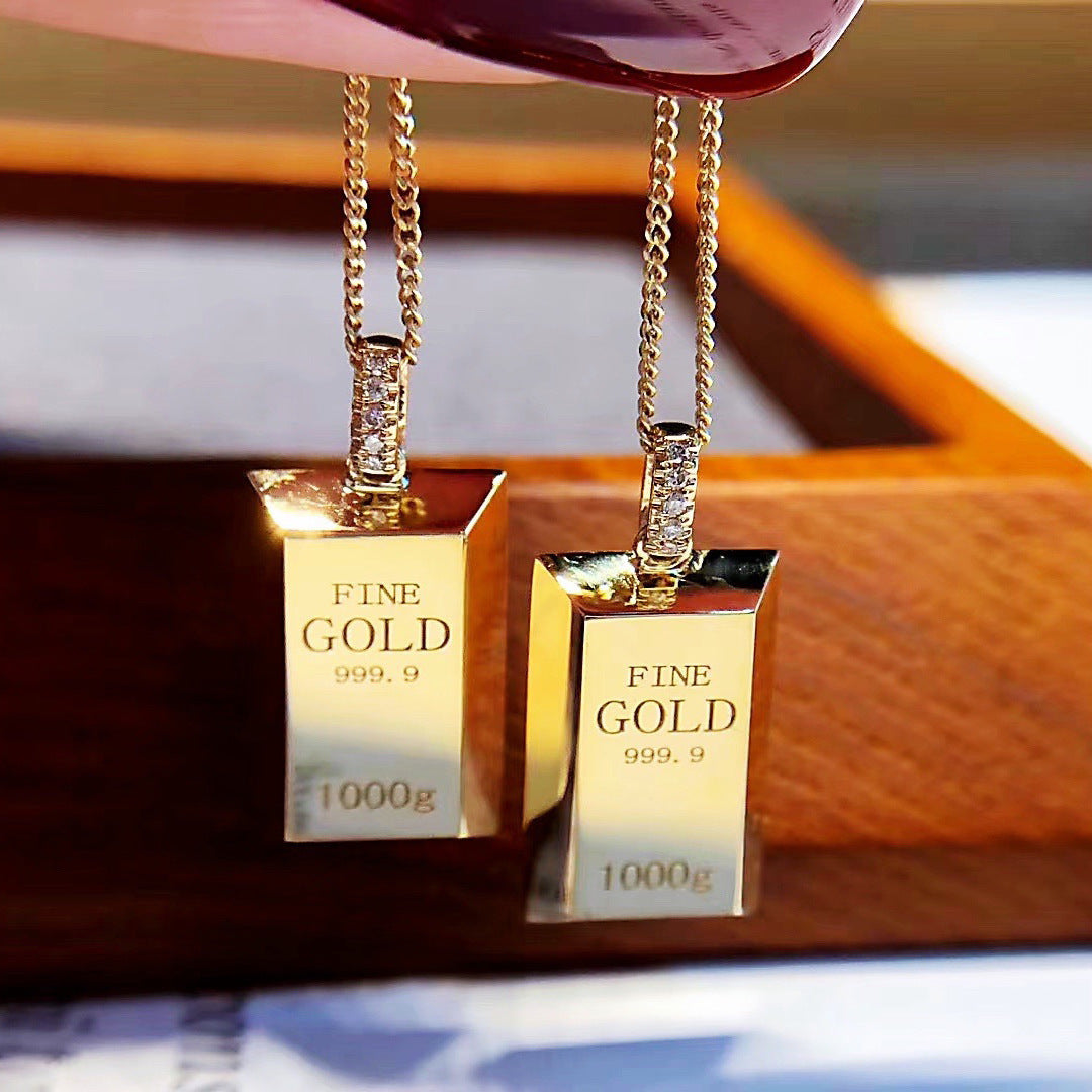 18K Gold Pendant With The Same Necklace