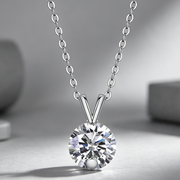 V-shaped - A Fashionable And Luxurious Diamond Jewelry Piece Set With 2-carat Moissan Diamond S925 Sterling Silver And Platinum-plated Pendant