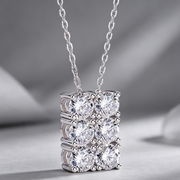 Grand Round - A Fashionable And Luxurious Diamond Jewelry Piece Set With 0.5-carat And 0.3-carat Moissan Diamonds, S925 Sterling Silver And Platinum-plated Pendant