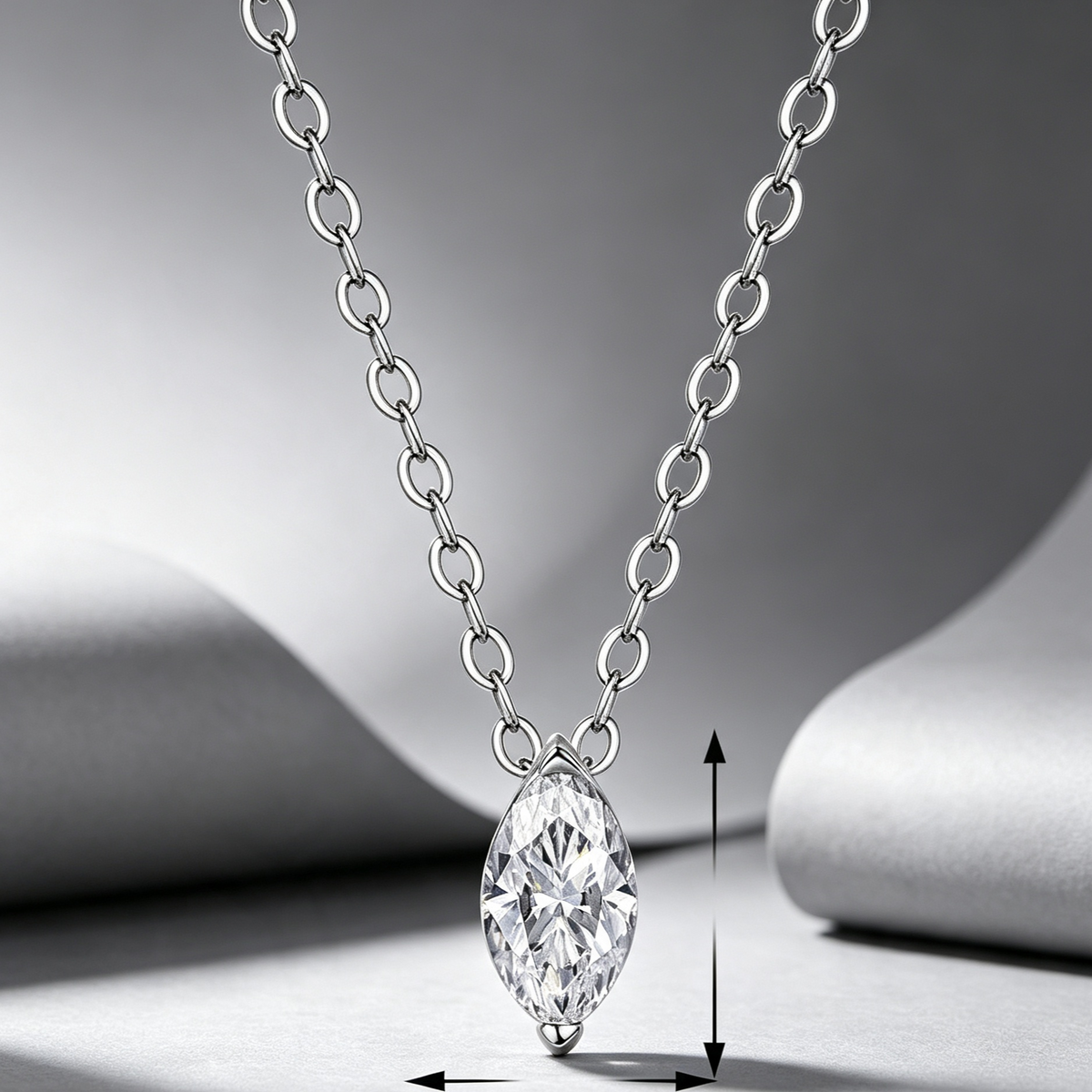 A Fashionable Jewelry Pendant Set Moissanite S925 Sterling Silver And Platinum-plated Diamond In The Shape Of A Horse's Eye. Moissanite Silver Jewelry