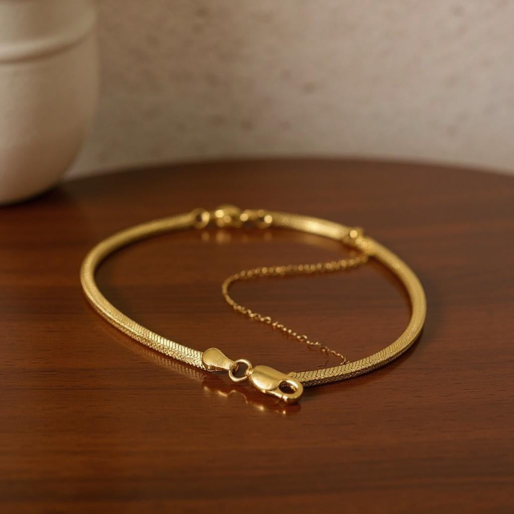 Bracelet Solid Yellow Gold Herringbone 7 inch 10k