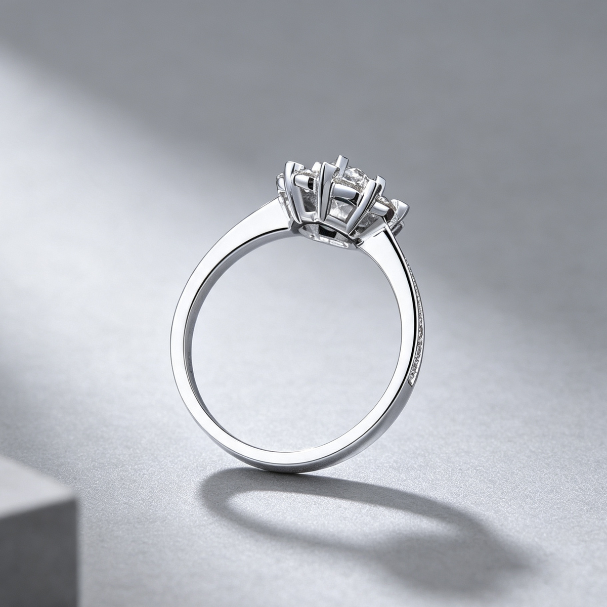 Micro Carat Engagement And Wedding Ring Ring Female Proposal Ring 18K Gold Diamond Ring Zircon Bare Diamond