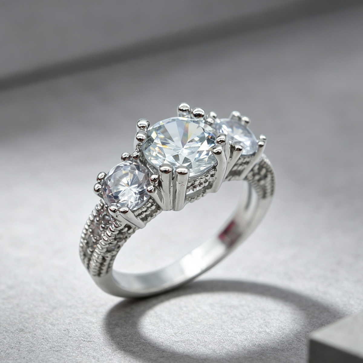European and American ring engagement ring inlaid zircon ring jewelry