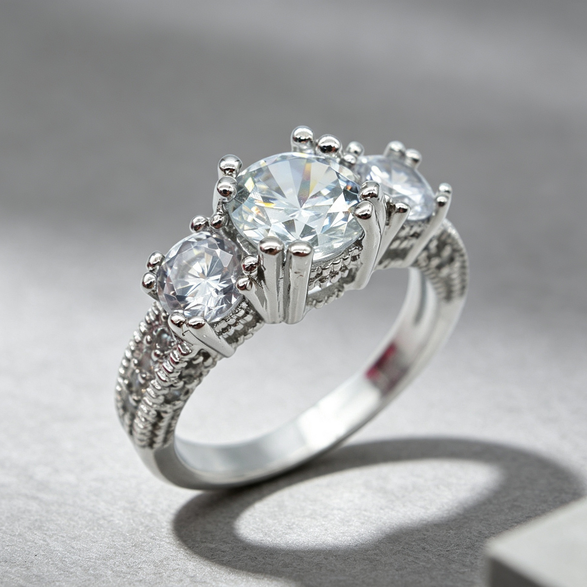 European and American ring engagement ring inlaid zircon ring jewelry