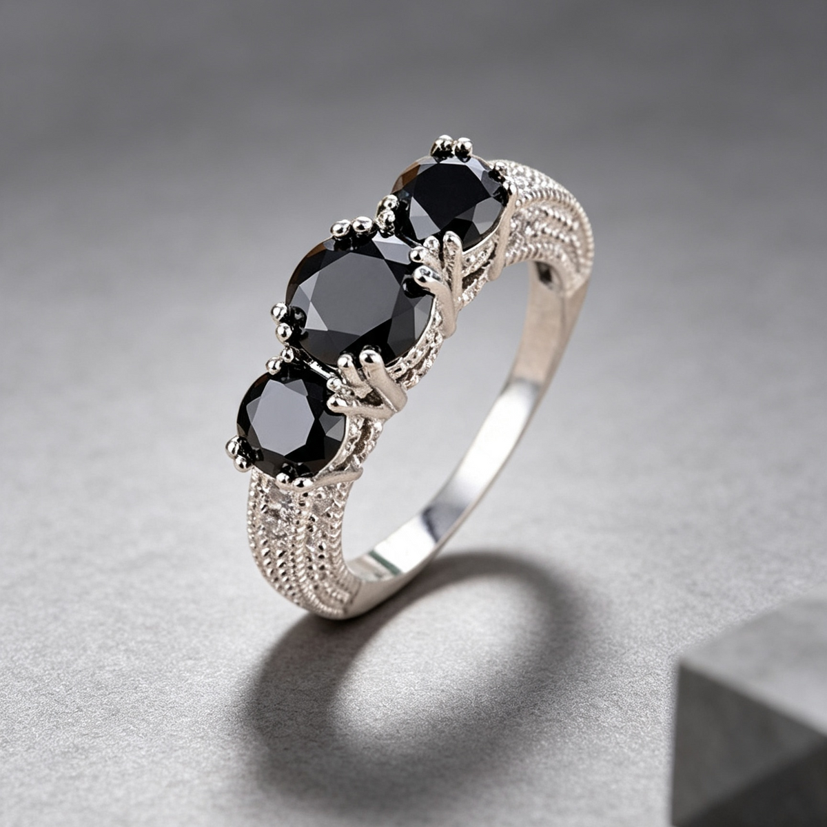 European and American ring engagement ring inlaid zircon ring jewelry
