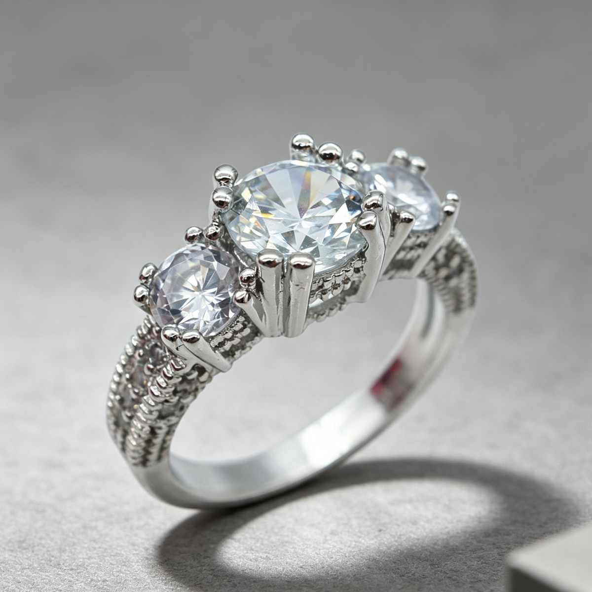 European and American ring engagement ring inlaid zircon ring jewelry