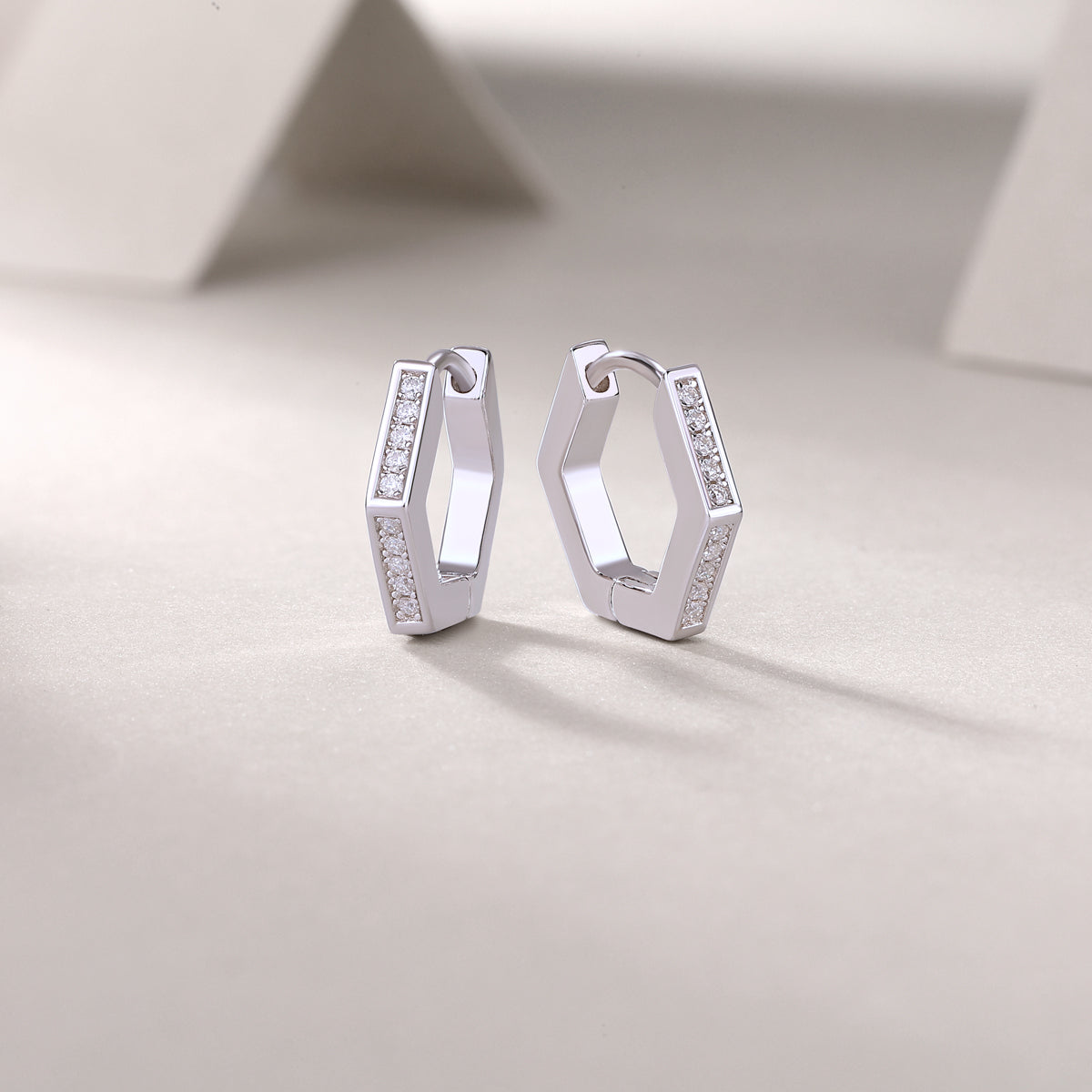 State Of Mind - Fashionable And Luxurious Diamond Jewelry Set With Moissanite S925 Sterling Silver And Platinum-plated Stud Earrings