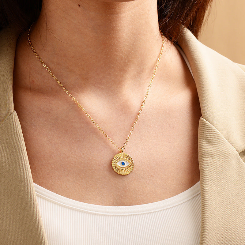 Fashion gold-plated devil's eye necklace