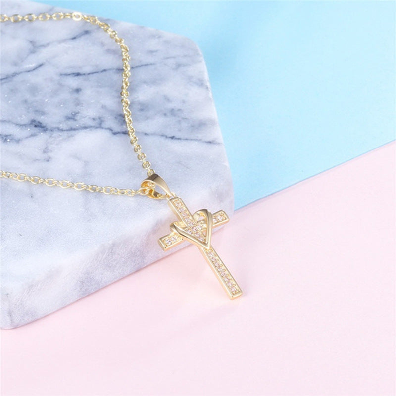 Chain Necklace Alloy Plated 18K Gold And Rhinestone Heart Pendant
