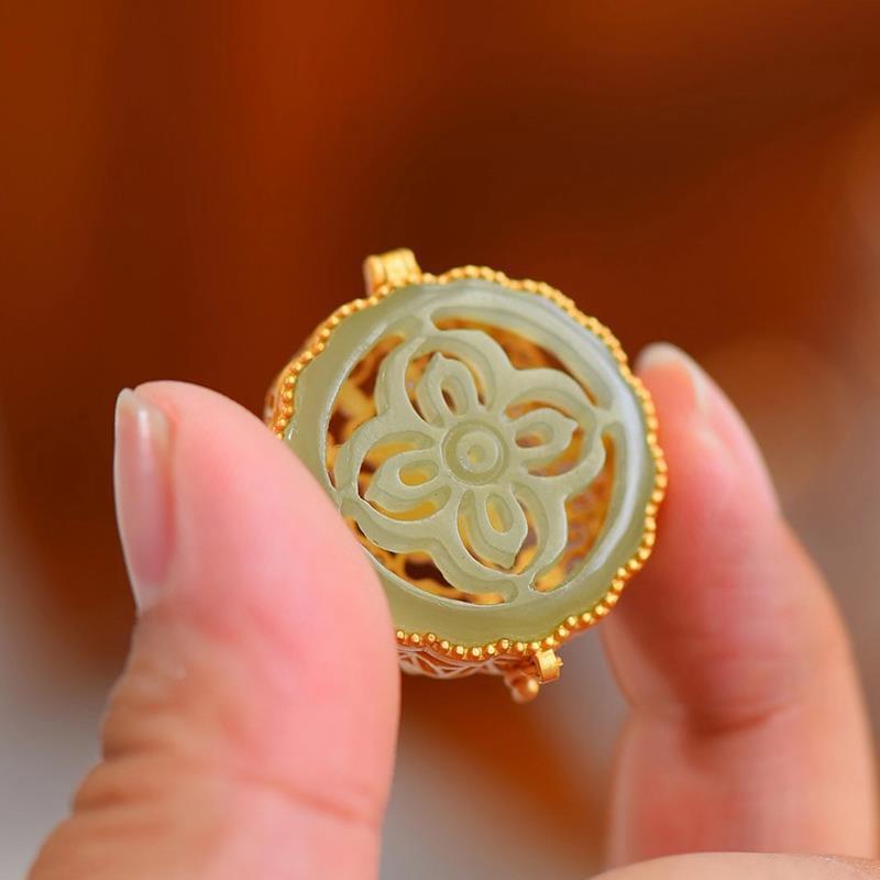 Women's Fashion Gold Plated Color Gold Plated Color Incense Bag Pendant Necklace