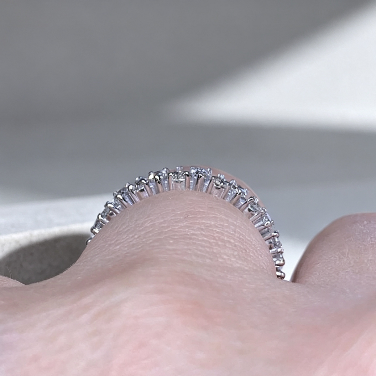 Simple Luxury Inlaid Waterdrop Rhinestone Rings Women's Simple