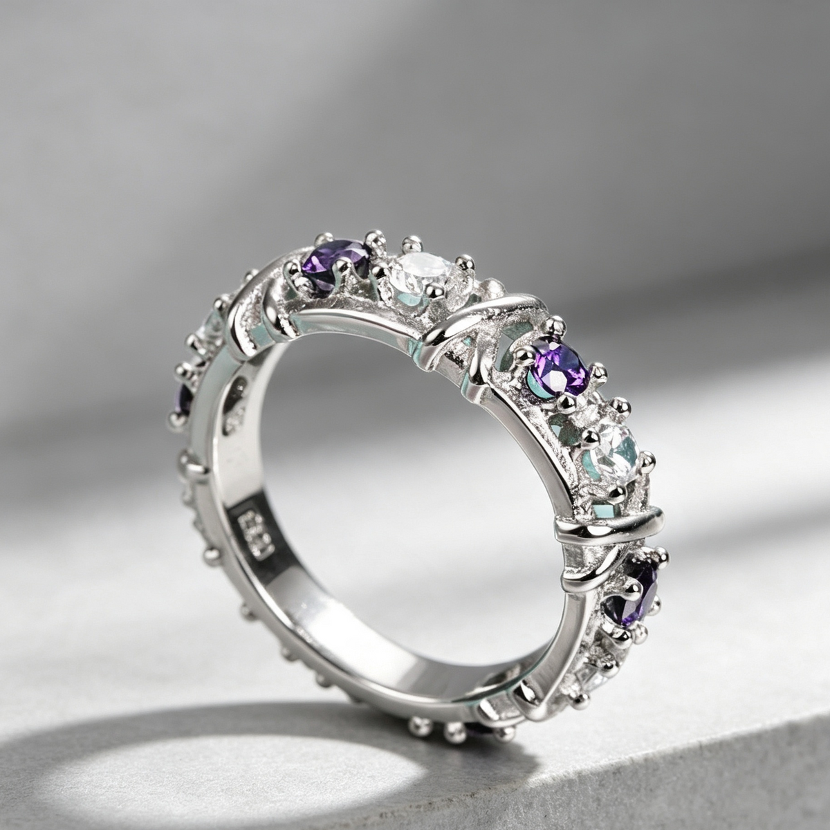 Europe and the United States zircon two color x ring ladies cross color burst models selling hot stone engagement jewelry