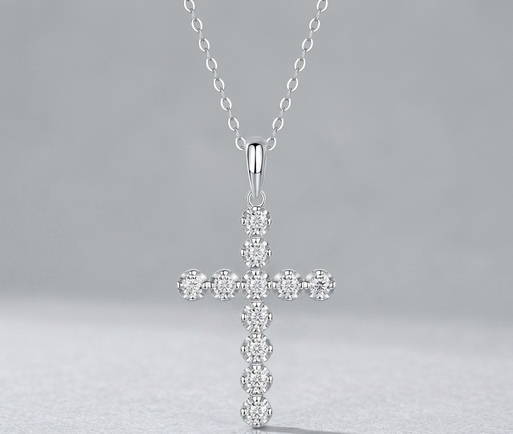 Entrust Luxury Fashion Diamond Pendant Necklace Set With Mosan Diamond Silver Ornaments