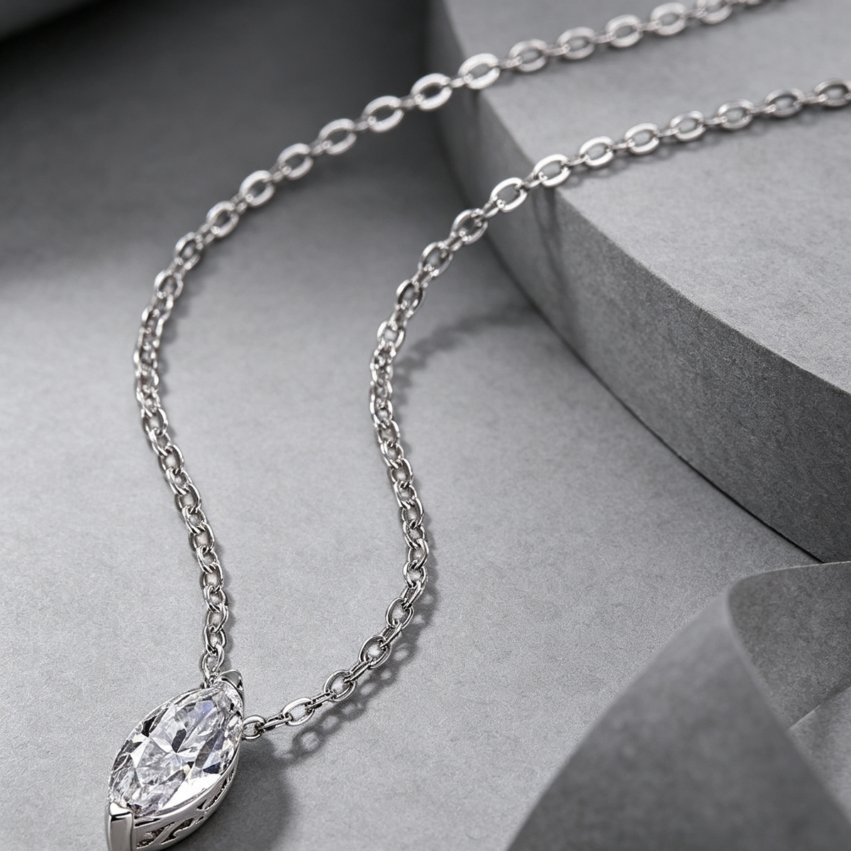 A Fashionable Jewelry Pendant Set Moissanite S925 Sterling Silver And Platinum-plated Diamond In The Shape Of A Horse's Eye. Moissanite Silver Jewelry