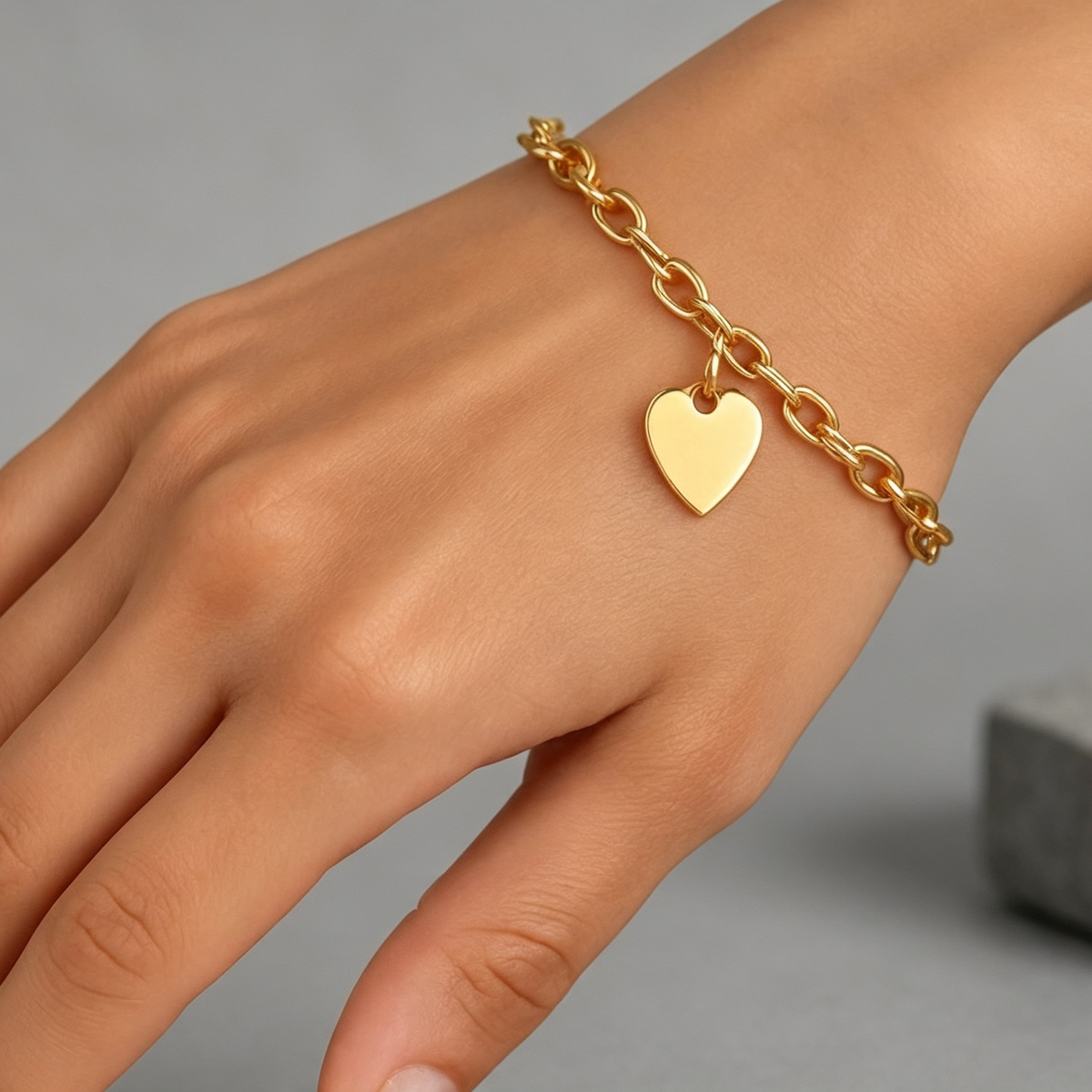 Yellow Gold Dangle Heart Link Bracelet