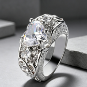 Beauty Princess ring heart-shaped ruby engagement ring