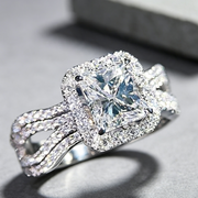 Exquisite Full Diamond Zircon Ladies Engagement Ring