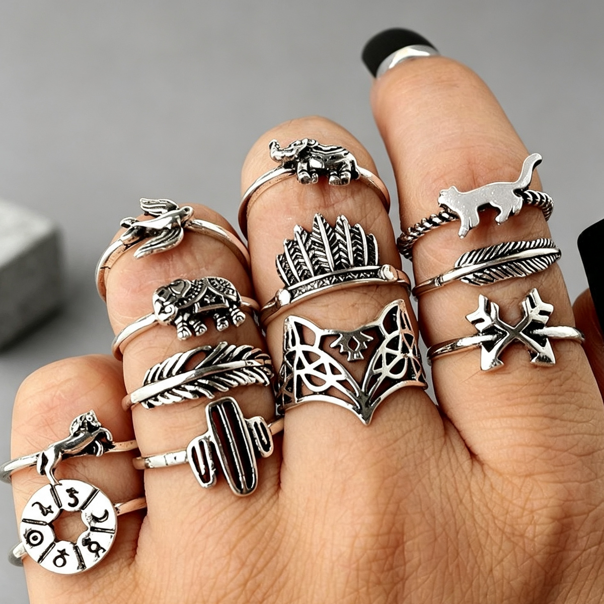 Retro Alloy Set Leaf Fox Elephant Ring 12-piece Set