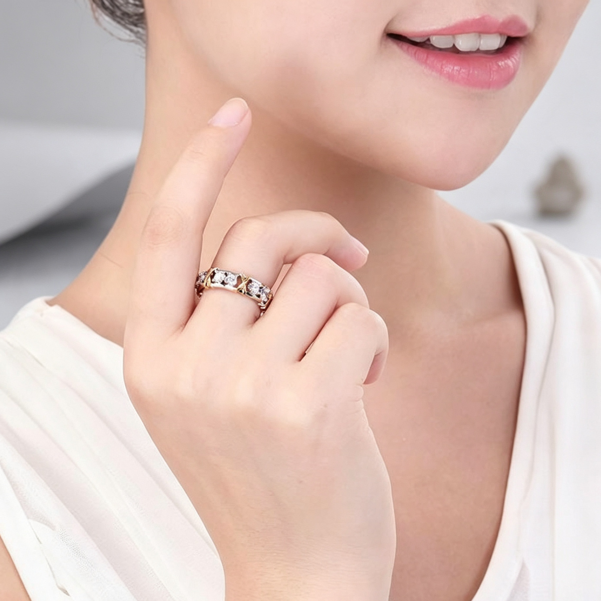 Europe and the United States zircon two-color ring ladies color separation Zircon engagement jewelry