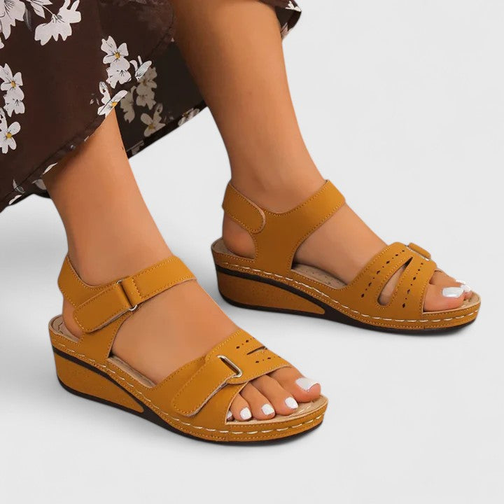 Guinevere™ | Sandals