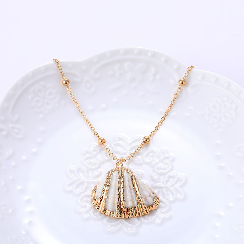 Women's Beach Shell Gold-plated Pendant Conch Necklace