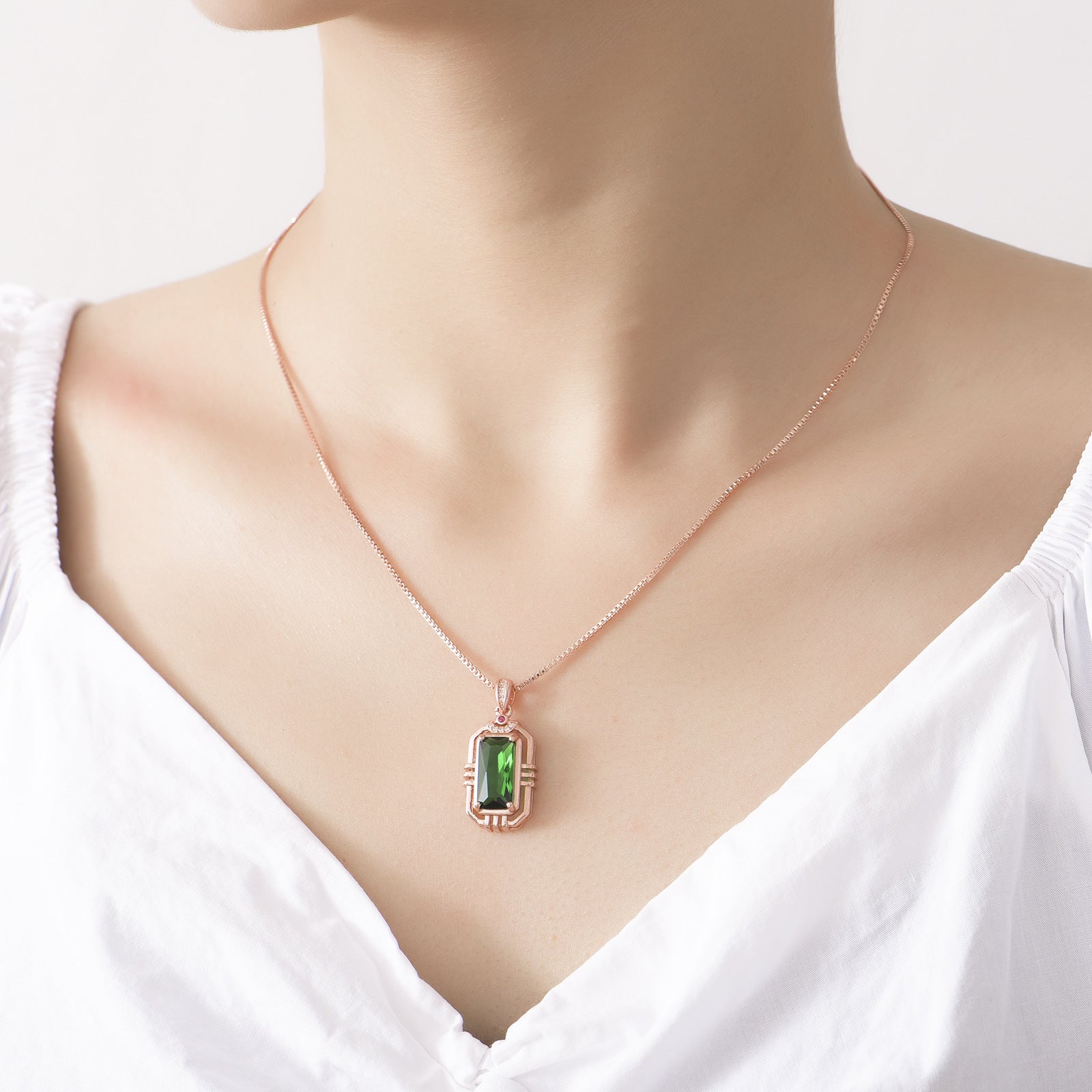 Rectangular Simulation Emerald 18K Rose Gold Color Treasure Pendant Necklace For Women