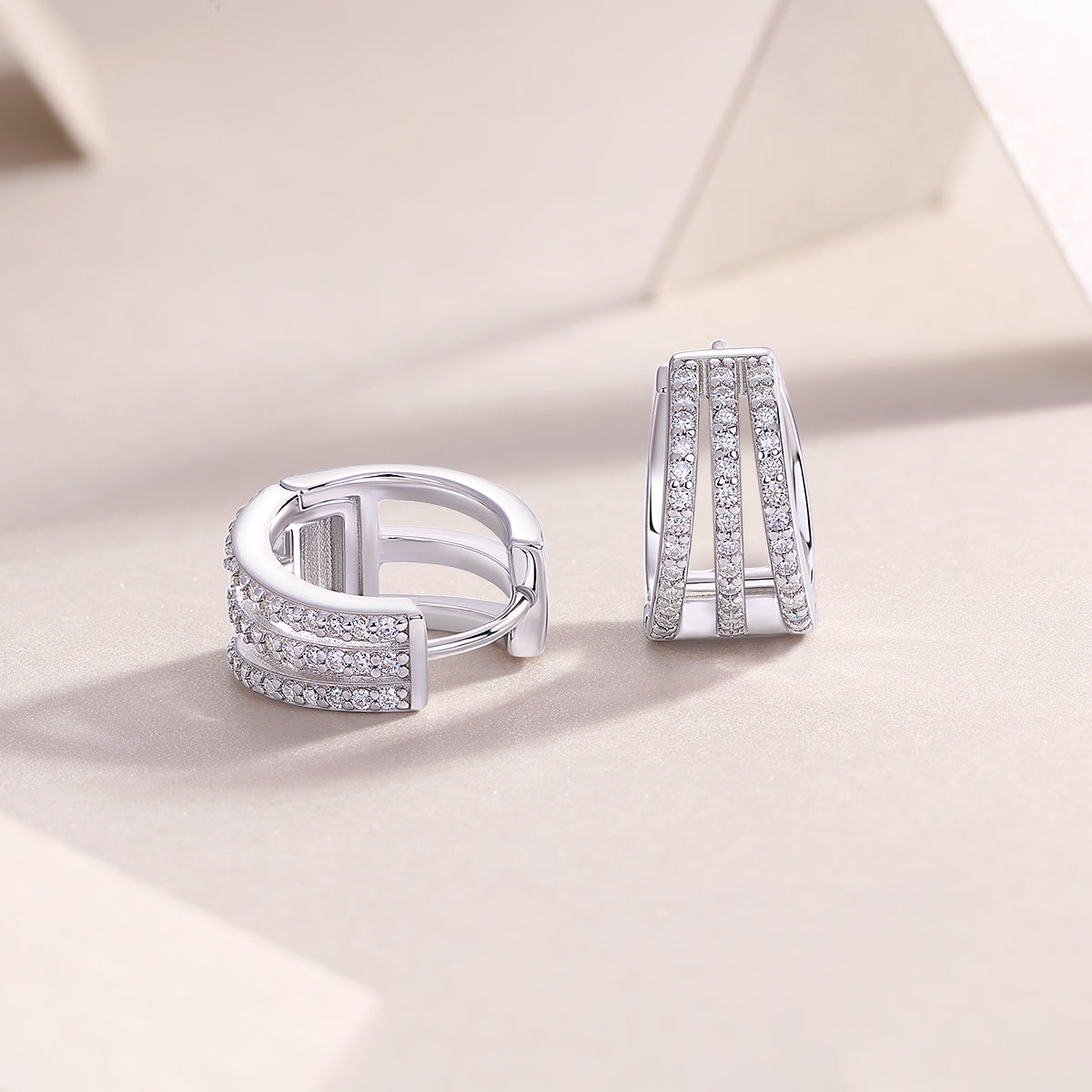 Human March Luxury Fashion Diamond Earrings Stud Inlaid With Mosan Diamond Silver Jewelry