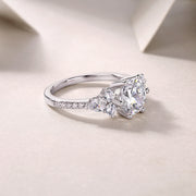 Luxury Fashion Diamond Ring Moissanite Silver Ring