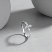 Holy Light Cross - A Fashionable And Luxurious Jewelry Piece Set With Moissanite S925 Sterling Silver And Platinum-plated Diamond
