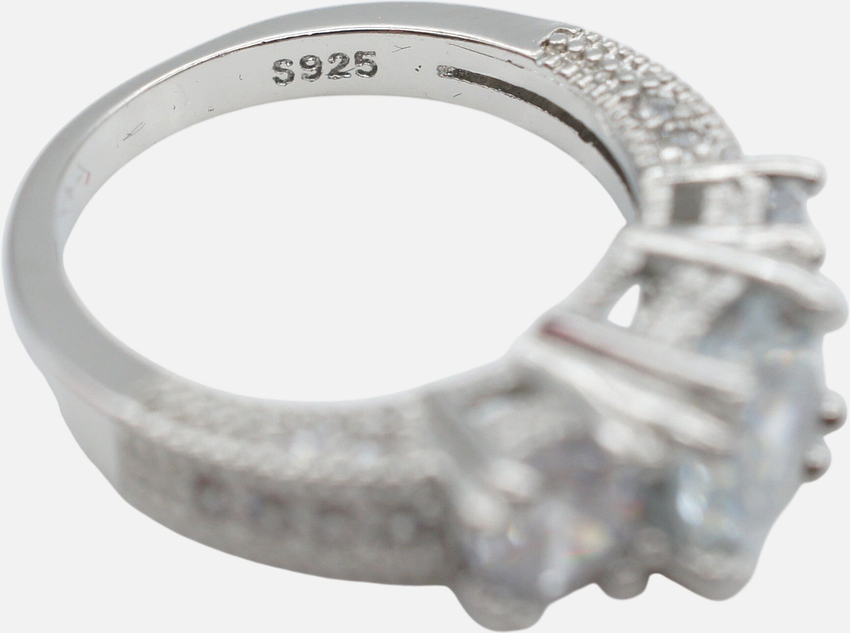 European and American ring engagement ring inlaid zircon ring jewelry