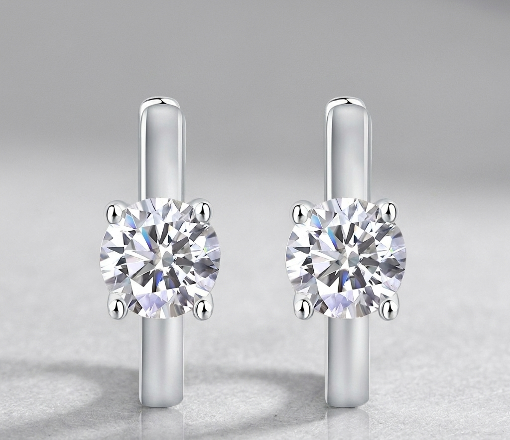 Set Out To The Heart Of Luxury Fashion Diamond Earrings Stud Mossan Diamond Silver Ornaments