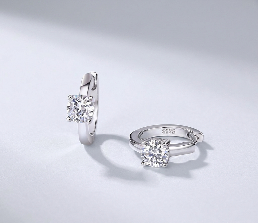 Set Out To The Heart Of Luxury Fashion Diamond Earrings Stud Mossan Diamond Silver Ornaments