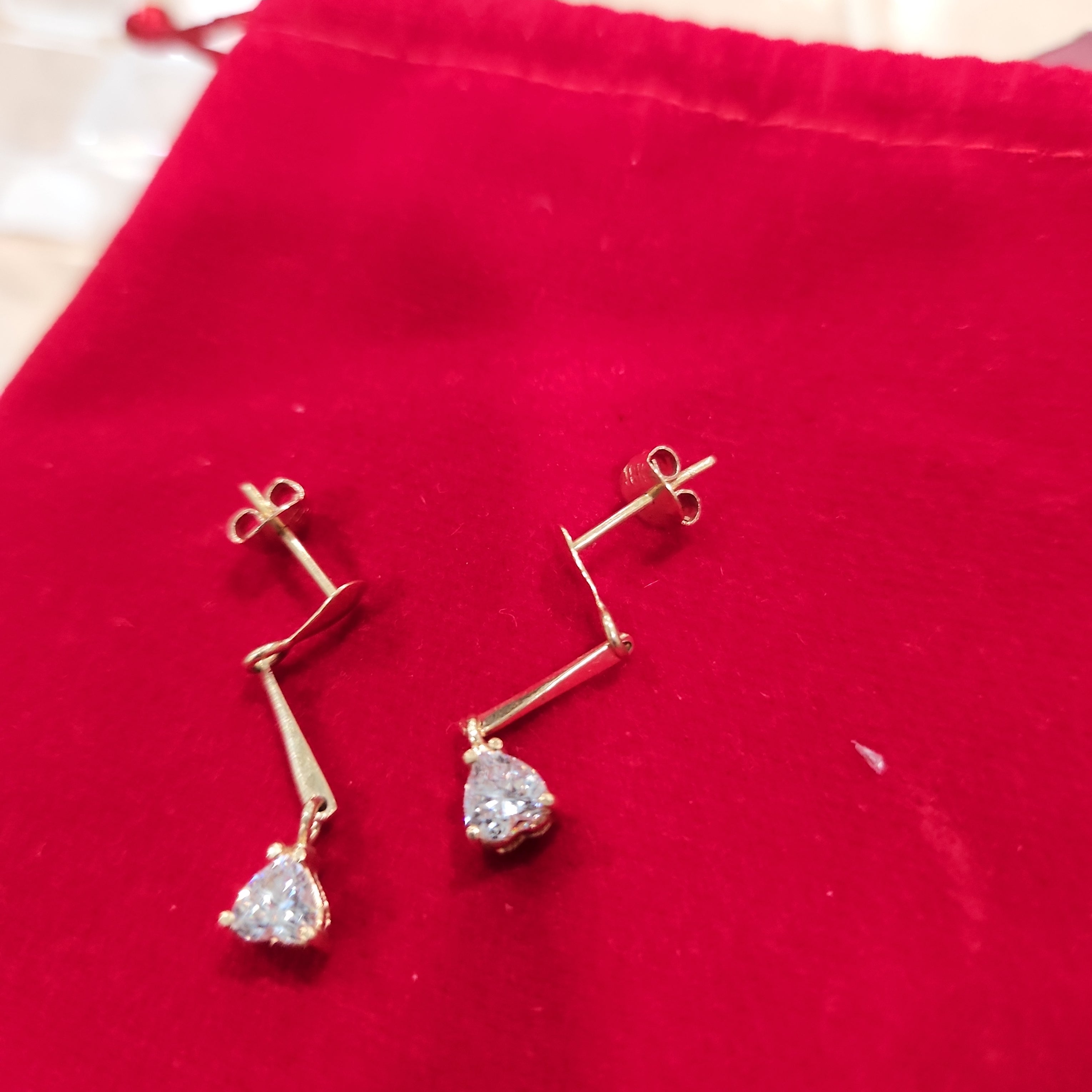 18k Yellow Gold Earrings - Roxy's Store